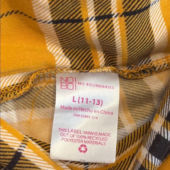 NOBO No Boundaries Junior’s Yellow and Black Stretchy Plaid Flare Lounge Pants - Picture 4 of 5